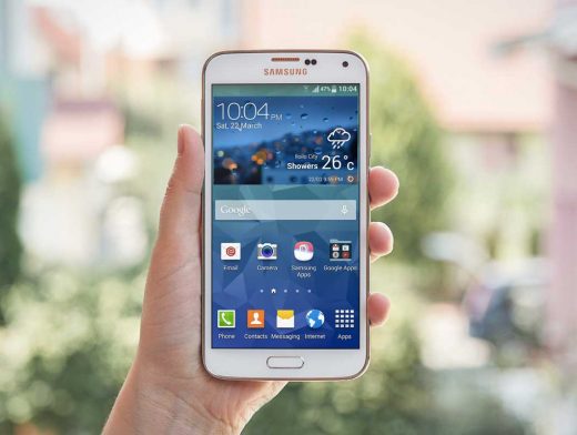 Samsung Galaxy S5 PSD Mockup Outdoor Bokeh